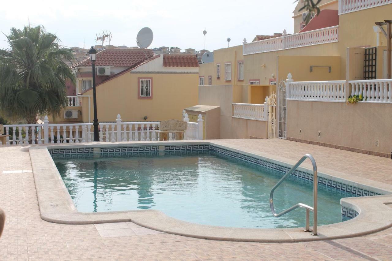 Carolinas Aptmt Orihuela Villacosta Eksteriør bilde